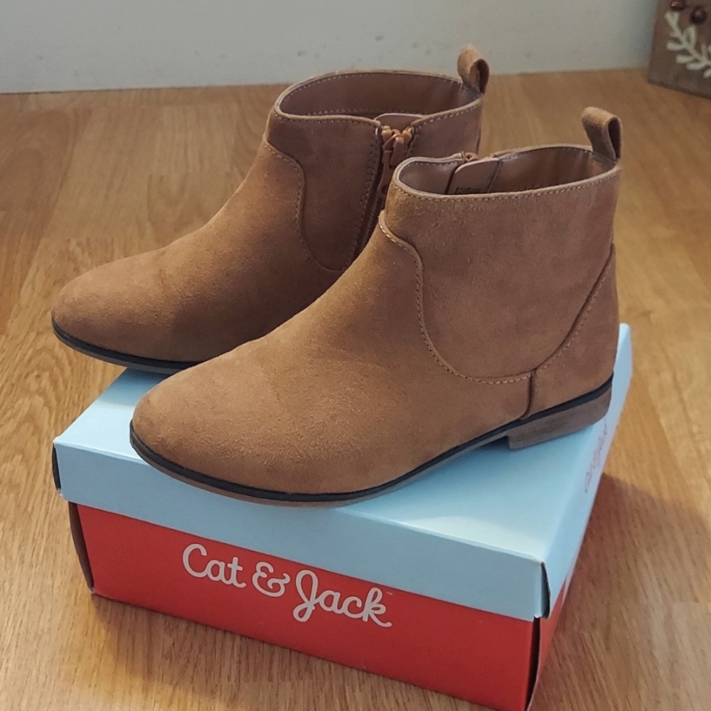 Cat & Jack Tan Ankle Boots